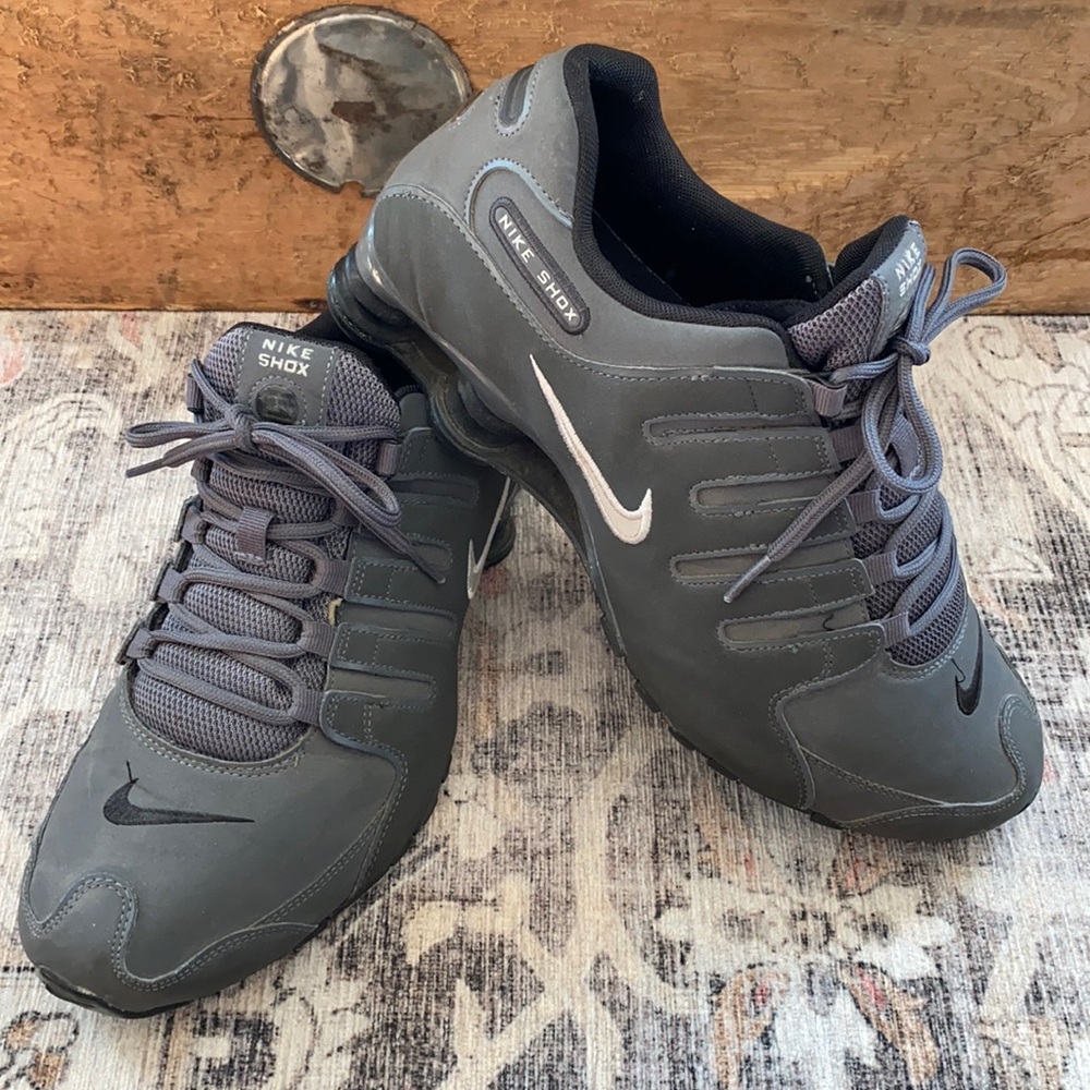Nike Shox size 10.5